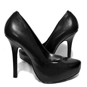 Black Leather Platform Pumps